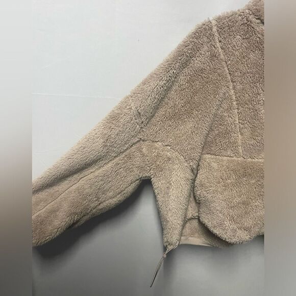 Aeropostale Cropped Tan Sherpa - Picture 2 of 4